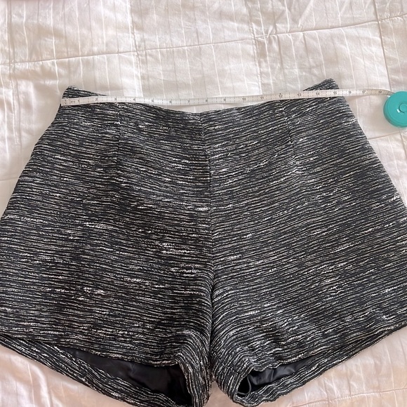 Short for sale - Picture 5 of 6